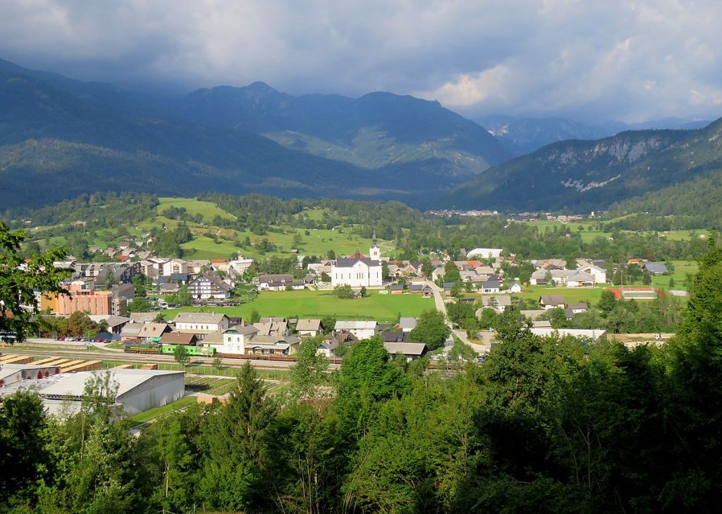 Bohinjska Bistrica, foto: Doremo; https://commons.wikimedia.org/wiki/File:Bohinjska_Bistrica_Slovenia_2.jpg